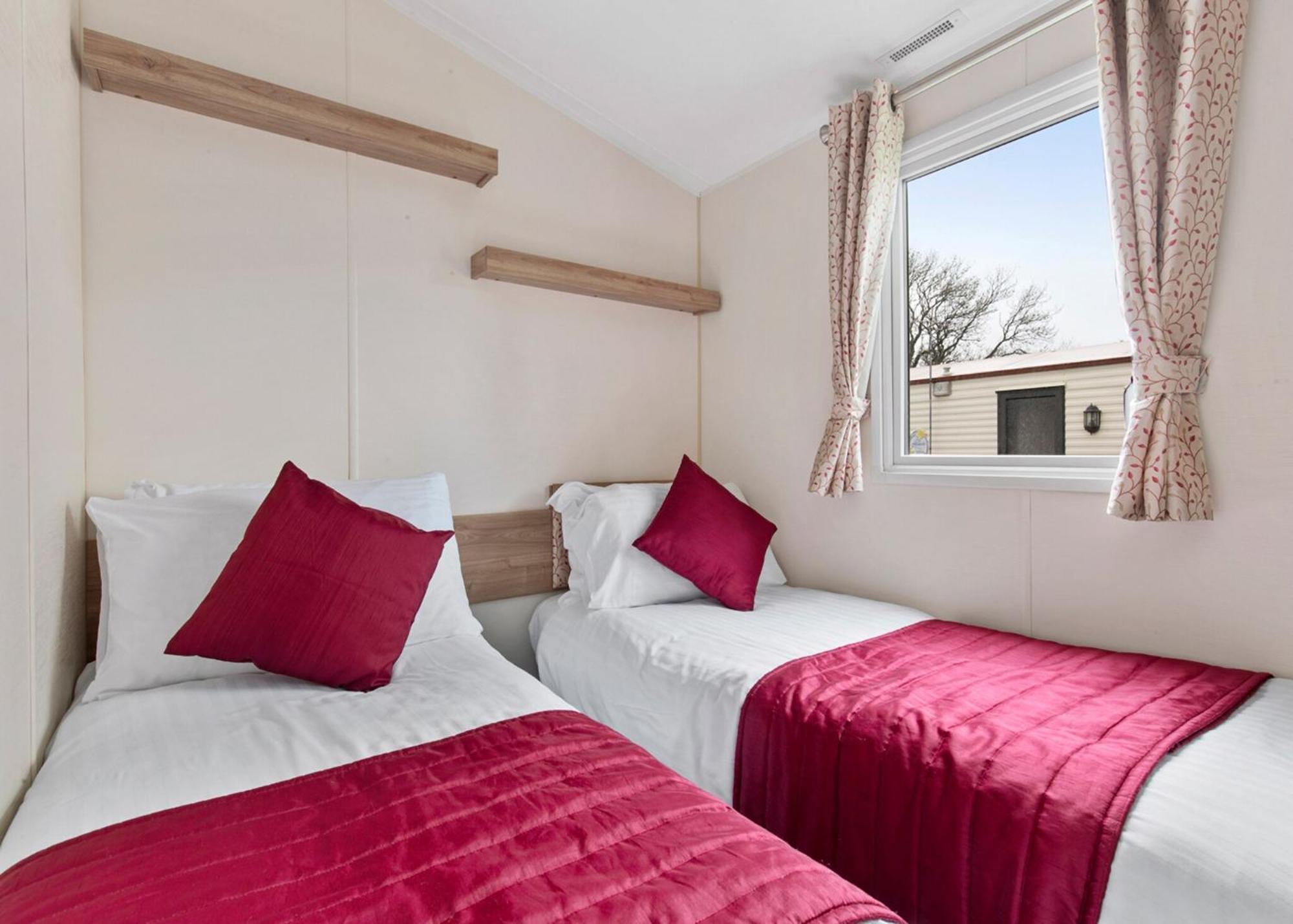 Noble Court Holiday Park Narberth Zimmer foto